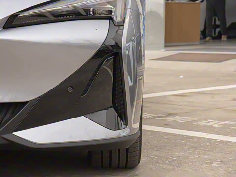 2025�� �Ŀ� 560PRO 185kW