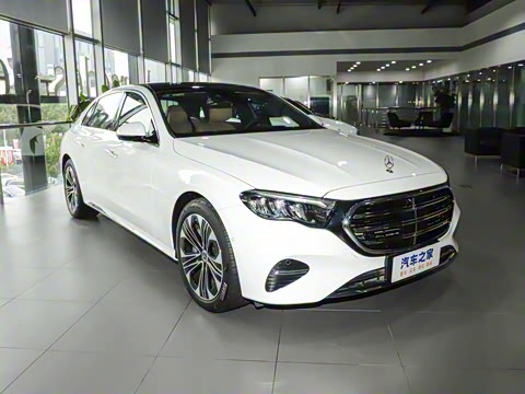 2024�� E 350 e L ���ʽ��϶����γ�