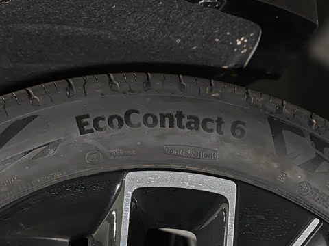 2025�� �Ŀ� Max ���̰�