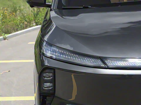 2025�� 185KM�����