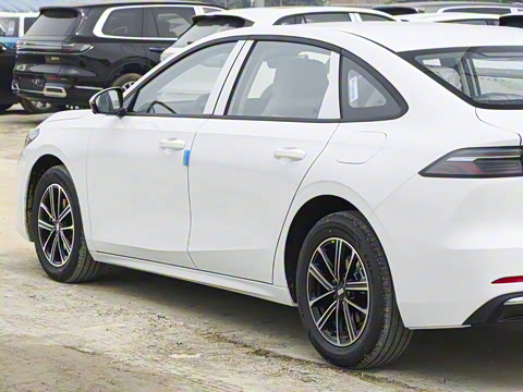 2025�� EM-i 70km ������