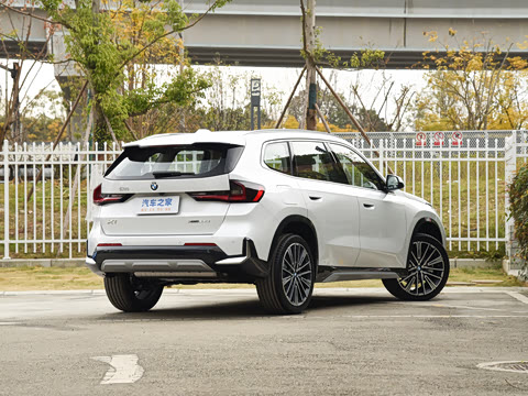 2026�� xDrive25Li X�����װ