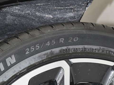 2026�� ���� 702 Max �콢��