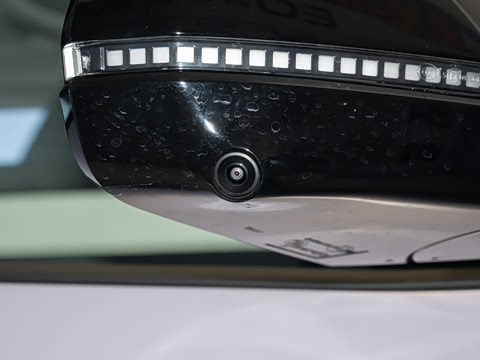 2025�� ����SMART�� 64.2kWh