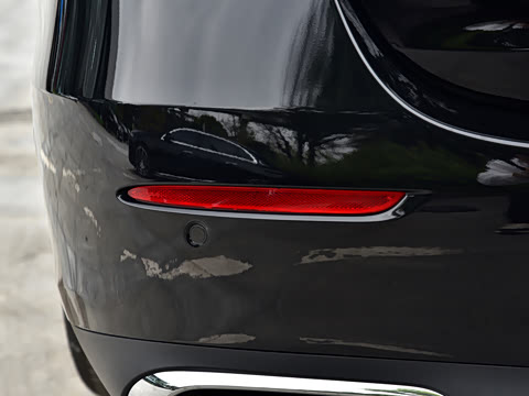 2026�� E 260 L 4MATIC