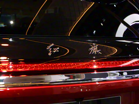 2026�� 4.0T ����콢�� 4��