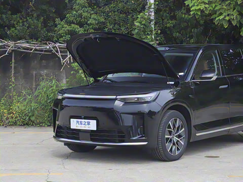 2025�� Ǭ�� Max 6��