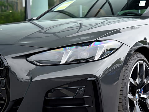 2026�� 430i M�˶���ҹ��װ