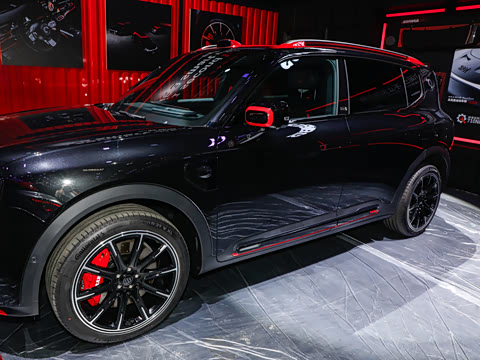 2025�� BRABUS ���ܰ�