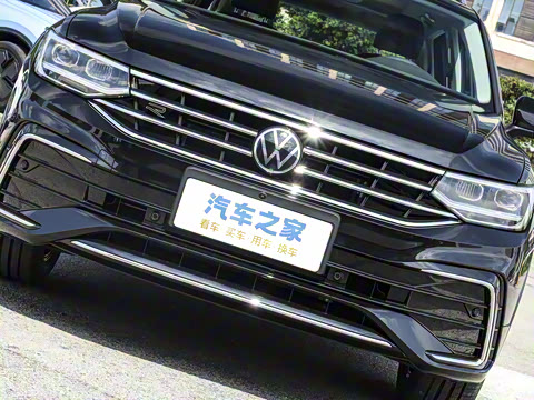 2025�� ���ڿ� 330TSI �Զ�����R-Line��ҫ��