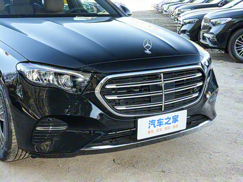 2026�� E 260 L �����