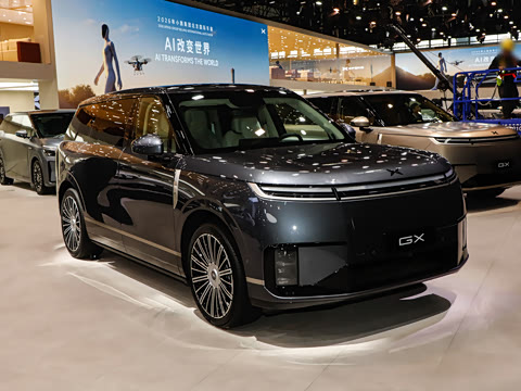 2026�� ���� 750 �����콢��