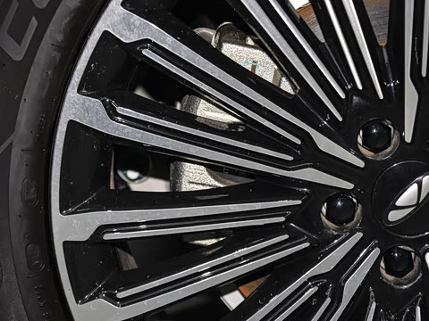 2025�� 210 ������