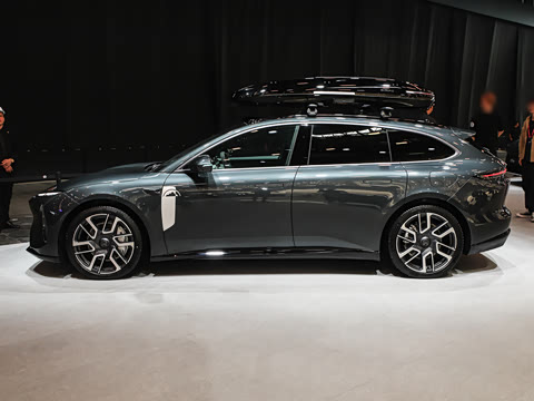2026�� ��Ȼ�澳�� 100kWh Touring