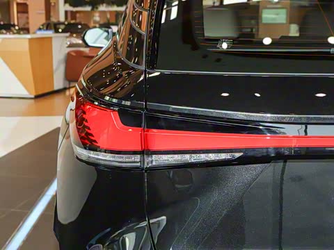 2026�� 350h ����������