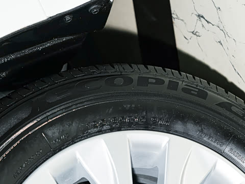 2026�� 1.8L ˫�� �ȷ��