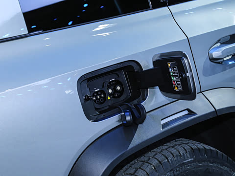 2026�� PLUS 211km XWD ���� 7��