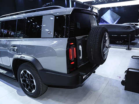 2026�� PLUS 211km XWD ���� 7��