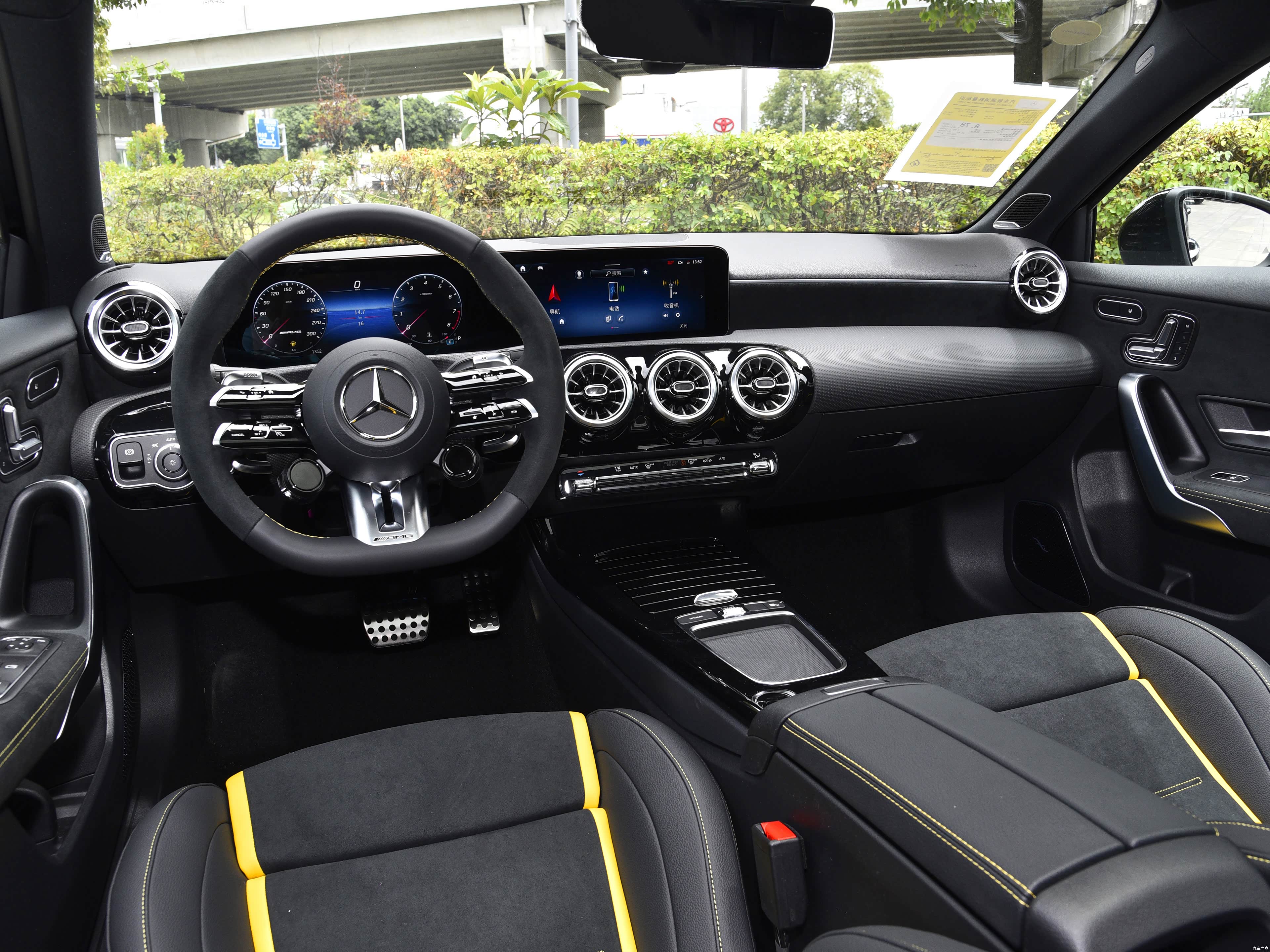 Mercedes-Benz AMG, миниатюра 13