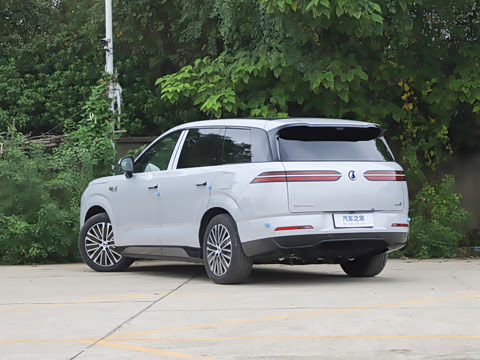 2025�� ������