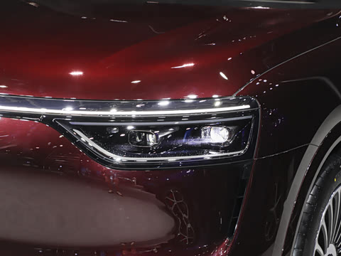 2025�� ���� Ultra�� 53.4kWh 6���� (896�߼����״
