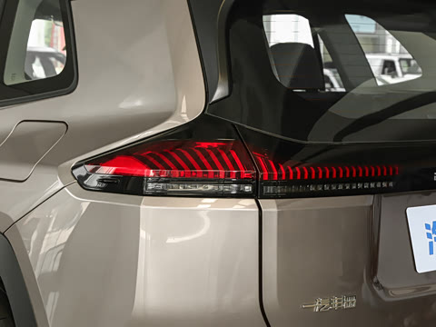 2026�� ˫�� 2.0L ������Ӣ��