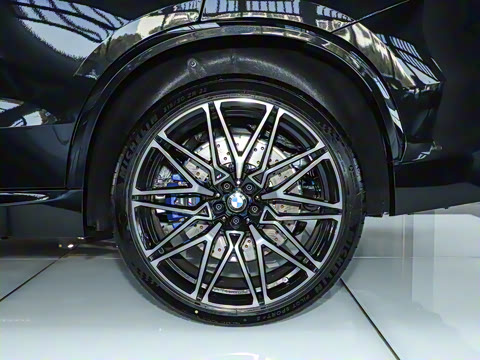 2024�� X5 M ������