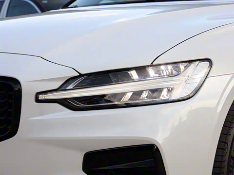 2026�� B4 ��Զ�˶���