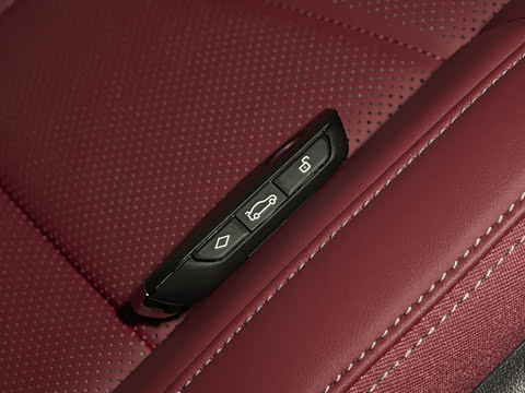 2026�� �Ŀ� eDrive 35L M�˶���װ