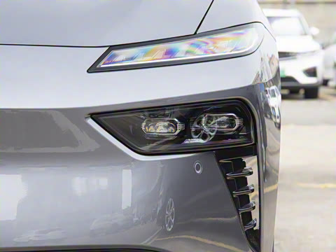 2026 007+  565 Ultra+״