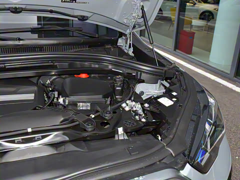 2025�� sDrive25i M�˶���װ