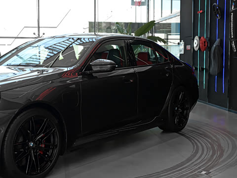 2025�� M5