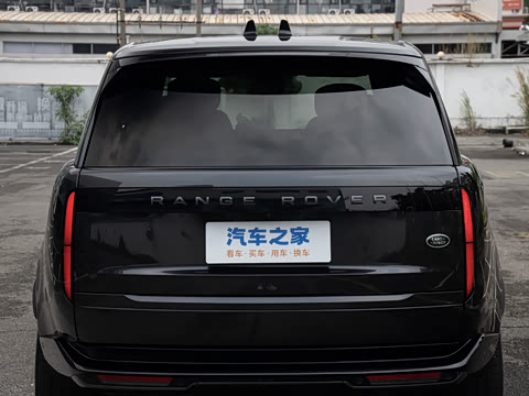 2026�� 3.0 L6 400PS AB�����