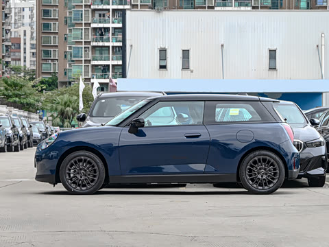 2026�� 466km COOPER E ������