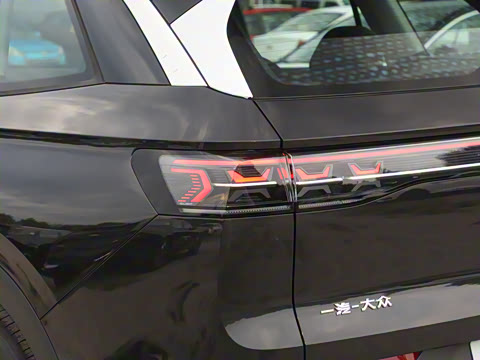 2025��  330TSI ����Ѳ�� ������