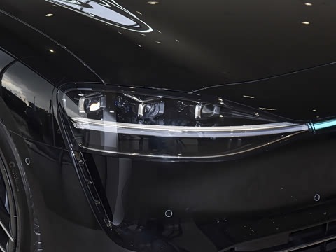 2025�� ���� Max (896�߼����״