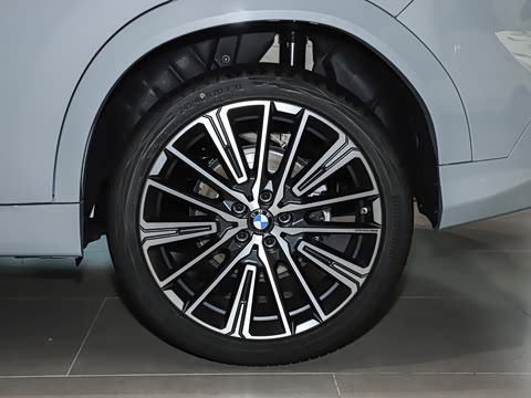 2026�� xDrive25i M�˶���ҹ��װ