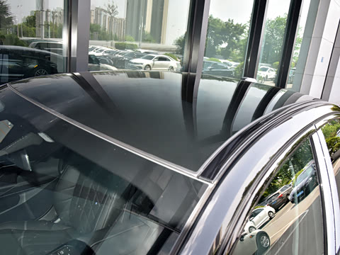 2026�� 525i M�˶���װ