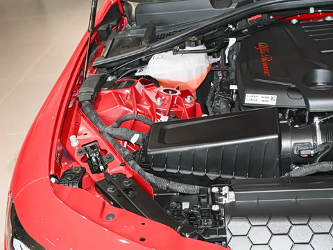 2026�� 2.0T 280HP VELOCE ������