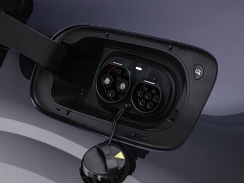 2026�� �ȷ�quattro��