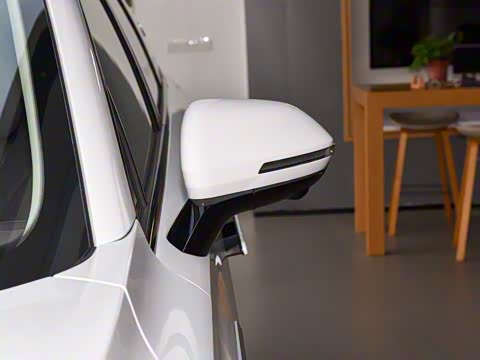 2025�� 210 ������