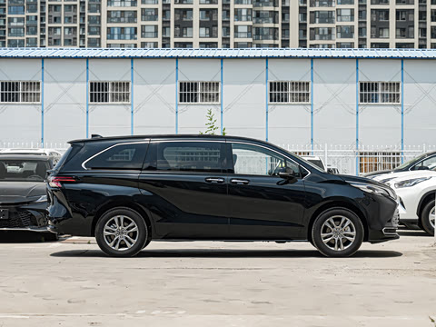 2027�� 2.5L ˫������������