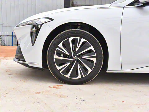 2025�� ������