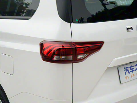 2025�� 2.0L CNG�м�Ӫ�����ʰ� 7��