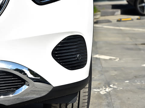 2026�� GLC 260 L 4MATIC �����