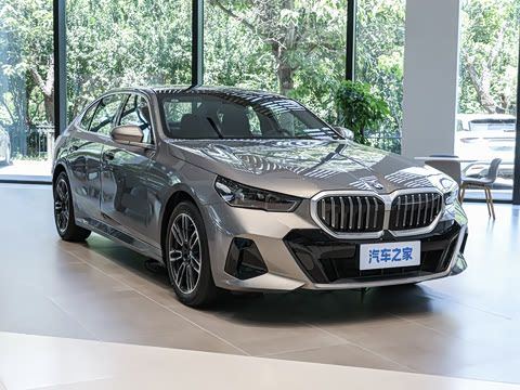 2026�� �Ŀ� 530Li ������ M�˶���װ