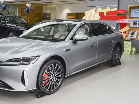 2025�� ��� �����۷��