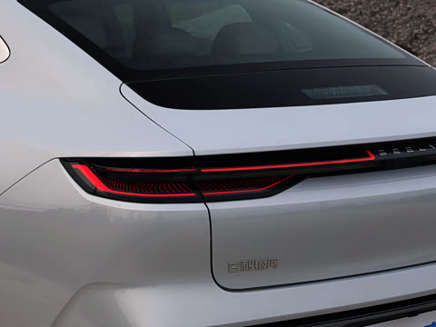 2026�� 225km EM-i Զ����Զ���