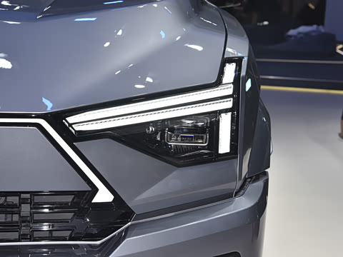 2025�� Max