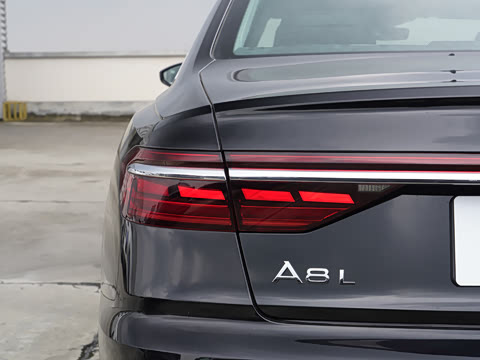 2026�� A8L 55 TFSI quattro �콢��